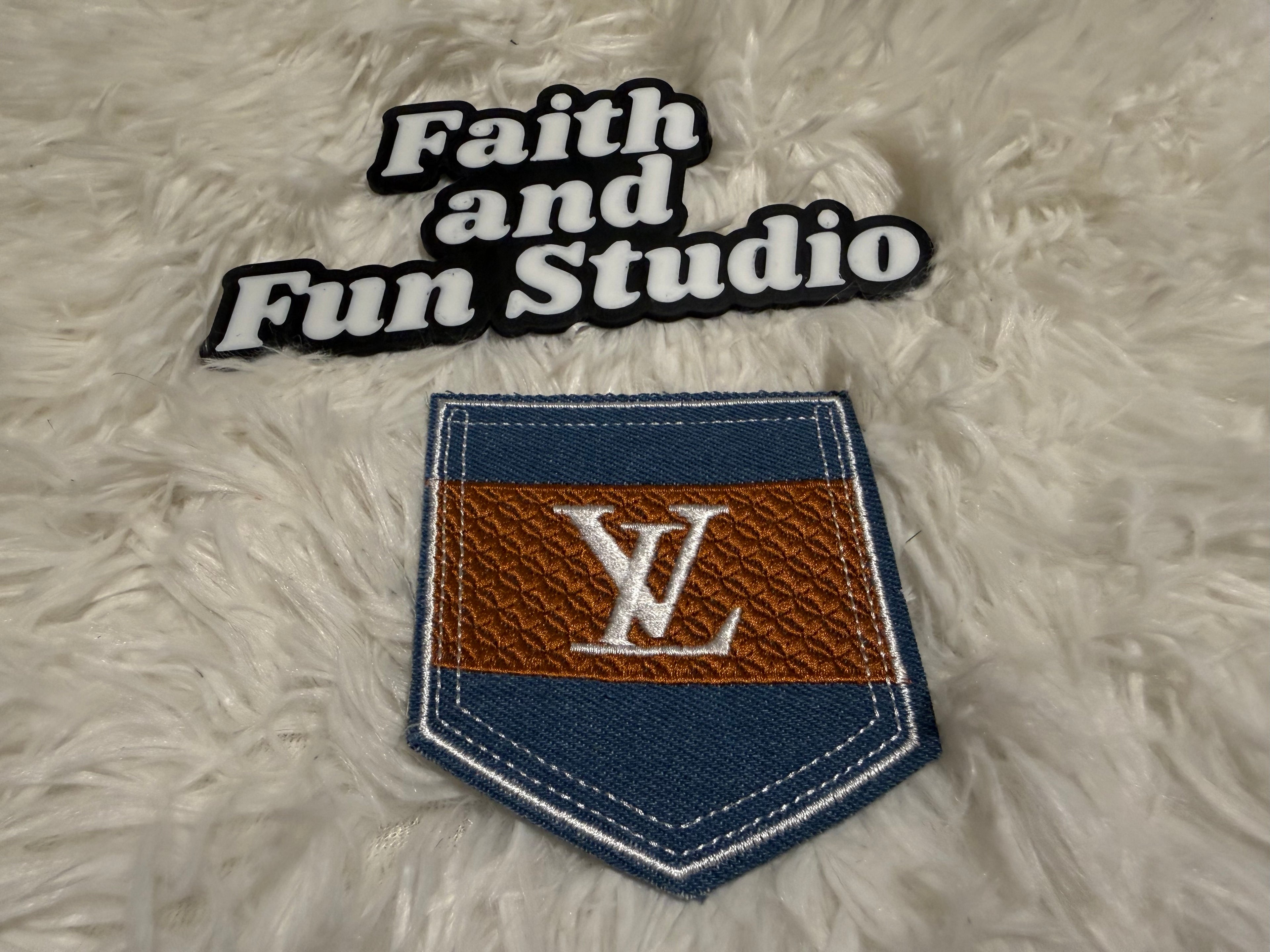 LV Pockets
