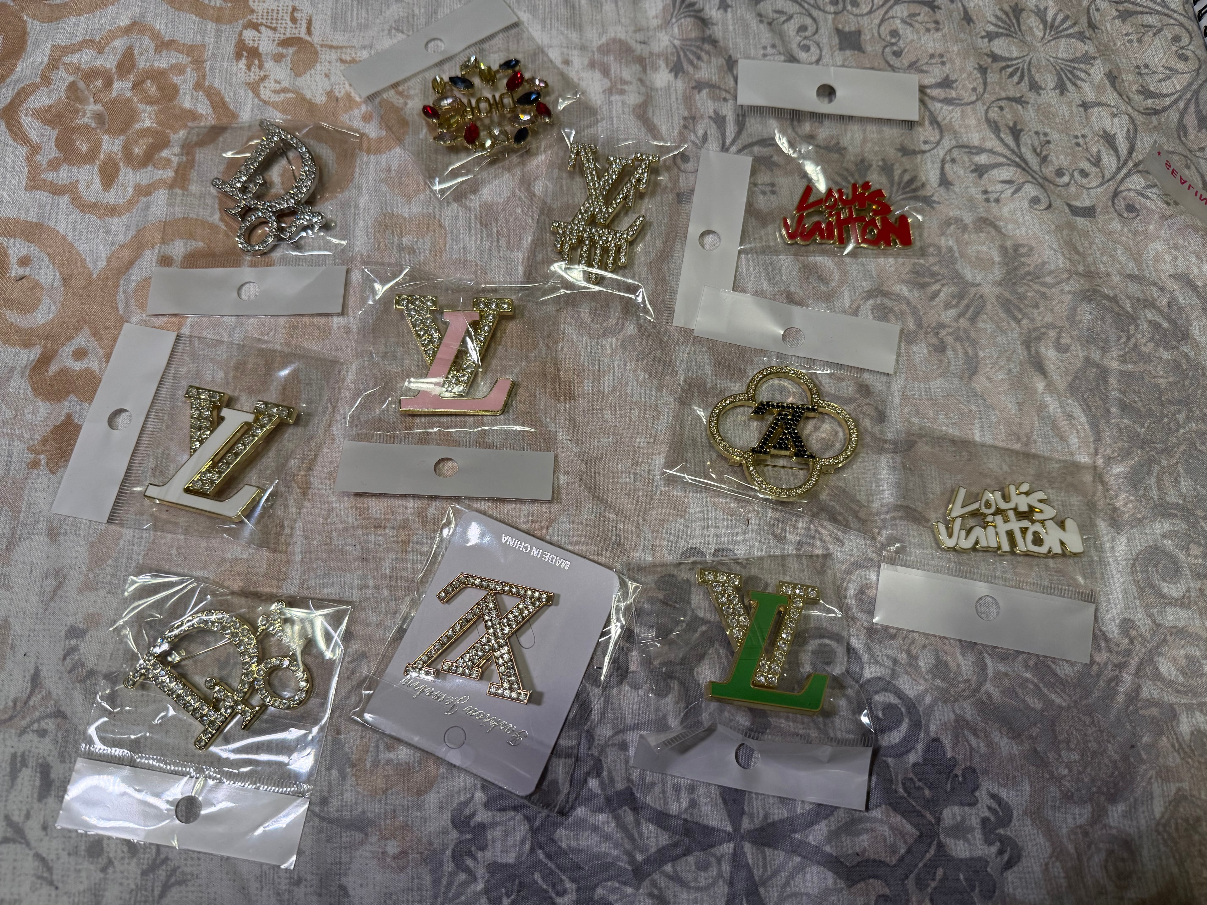 Inspired Brooches Random Bundle of 5